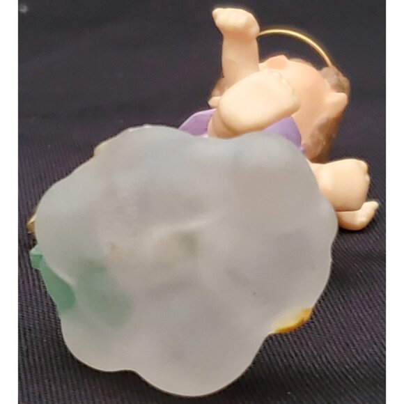 Hallmark RAINBOW ANGEL Christmas Ornament sliding down on cloud Vintage 1983 - Picture 10 of 10
